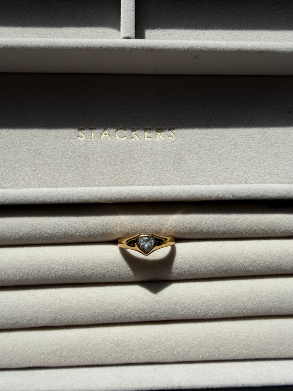 Modern Gold-Toned Heart Inlay Gypsy Dome Ring